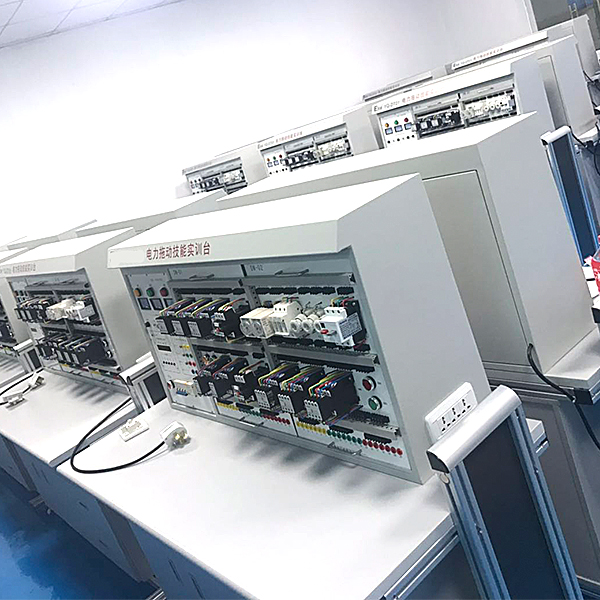 電工、電拖技能實(shí)驗(yàn)裝置,流體力學(xué)綜合實(shí)驗(yàn)臺