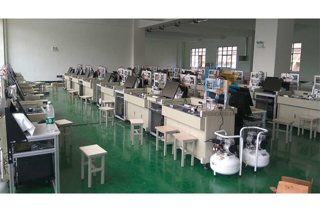 領(lǐng)略PLC實(shí)驗(yàn)臺(tái)背后的科學(xué)原理，駕馭技術(shù)創(chuàng)新。(圖2)